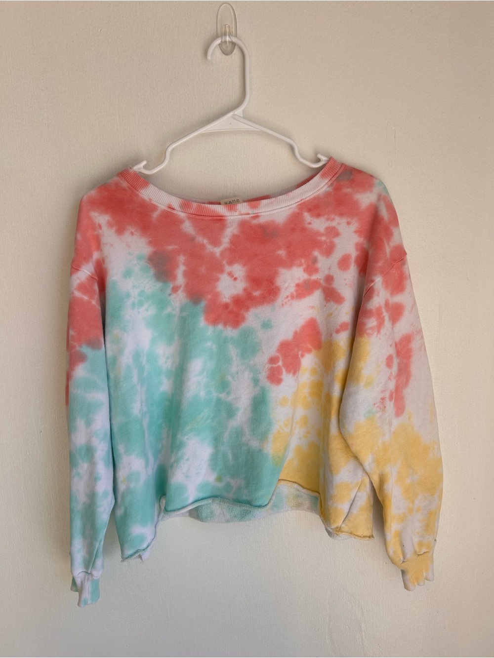 Tie-Dye Cropped Crewneck Sweatshirt in Coral, Teal & Yellow